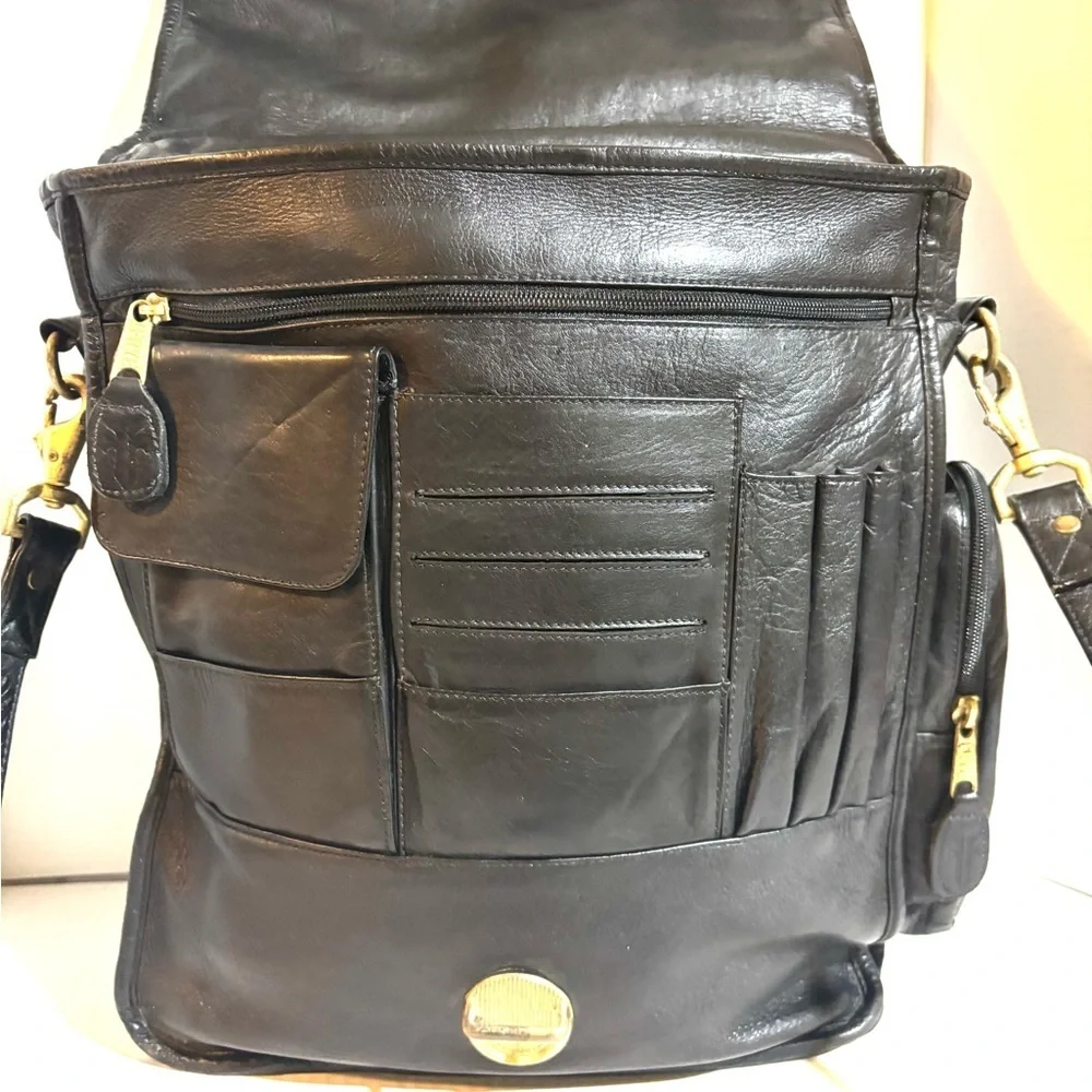 Frye vintage unisex Black distressed Leather Messenger Bag